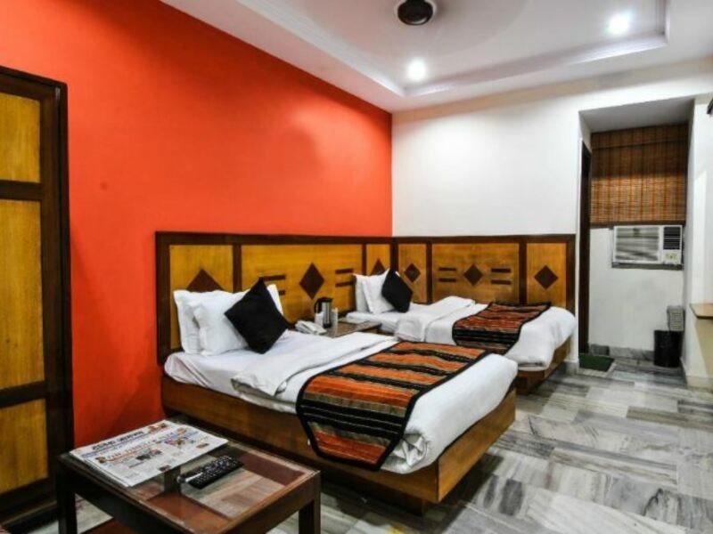 Hotel Super O Paharganj Near Railway Station Formerly Chand Palace