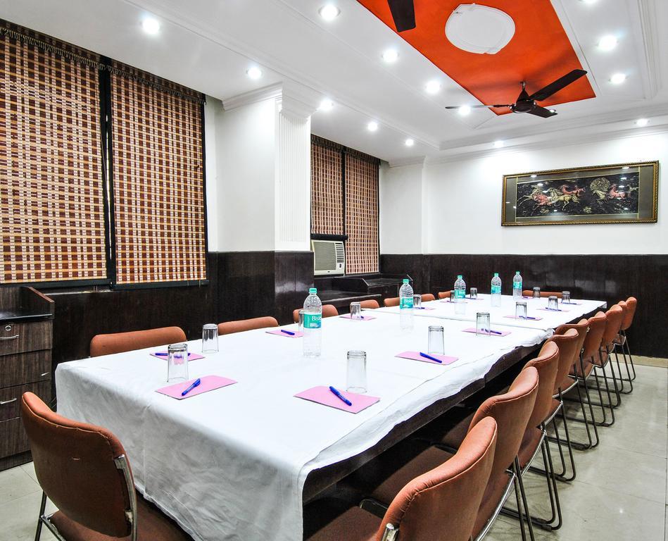Hotel Super O Paharganj Near Railway Station Formerly Chand Palace New Delhi